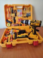 DEWALT 28V Cordless Electric Drill Tool Set WITH 2 Batteries - Image 3